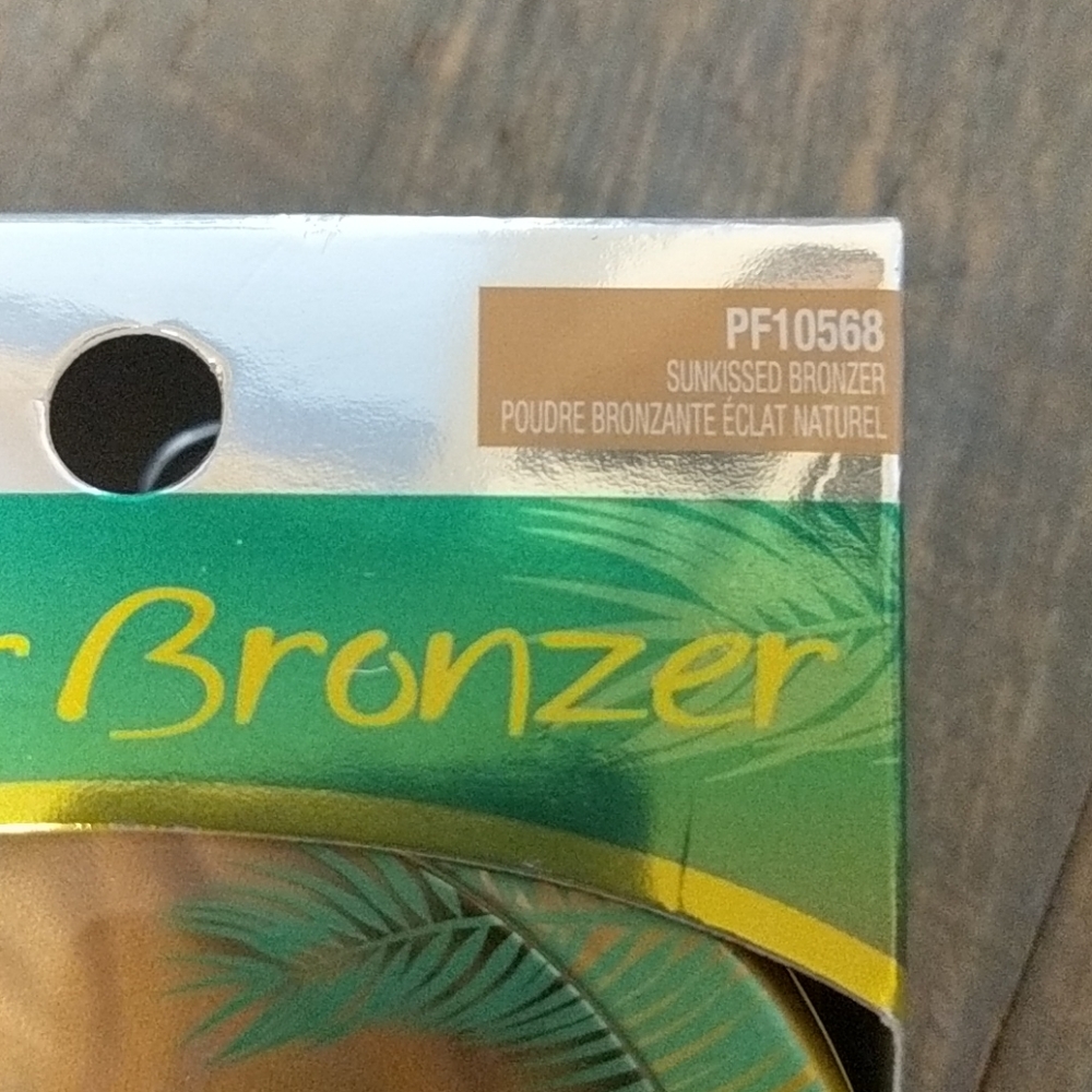 Physicians Formula Butter Bronzer - Picture 2 of 7
